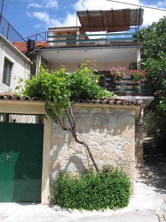 Apartments Darinka Skradin Quarto foto