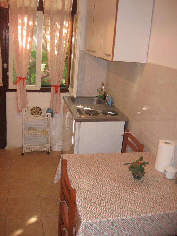 Apartments Darinka Skradin Quarto foto