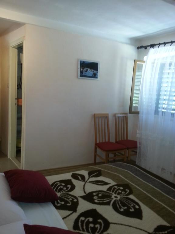 Apartments Darinka Skradin Quarto foto